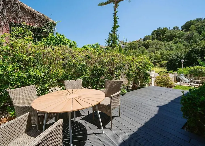 בית נופש Beautiful House With Big Jacuzzi And Sauna פואנגירולה