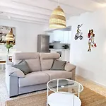 Beautiful House With Big Jacuzzi And Sauna Feriehus